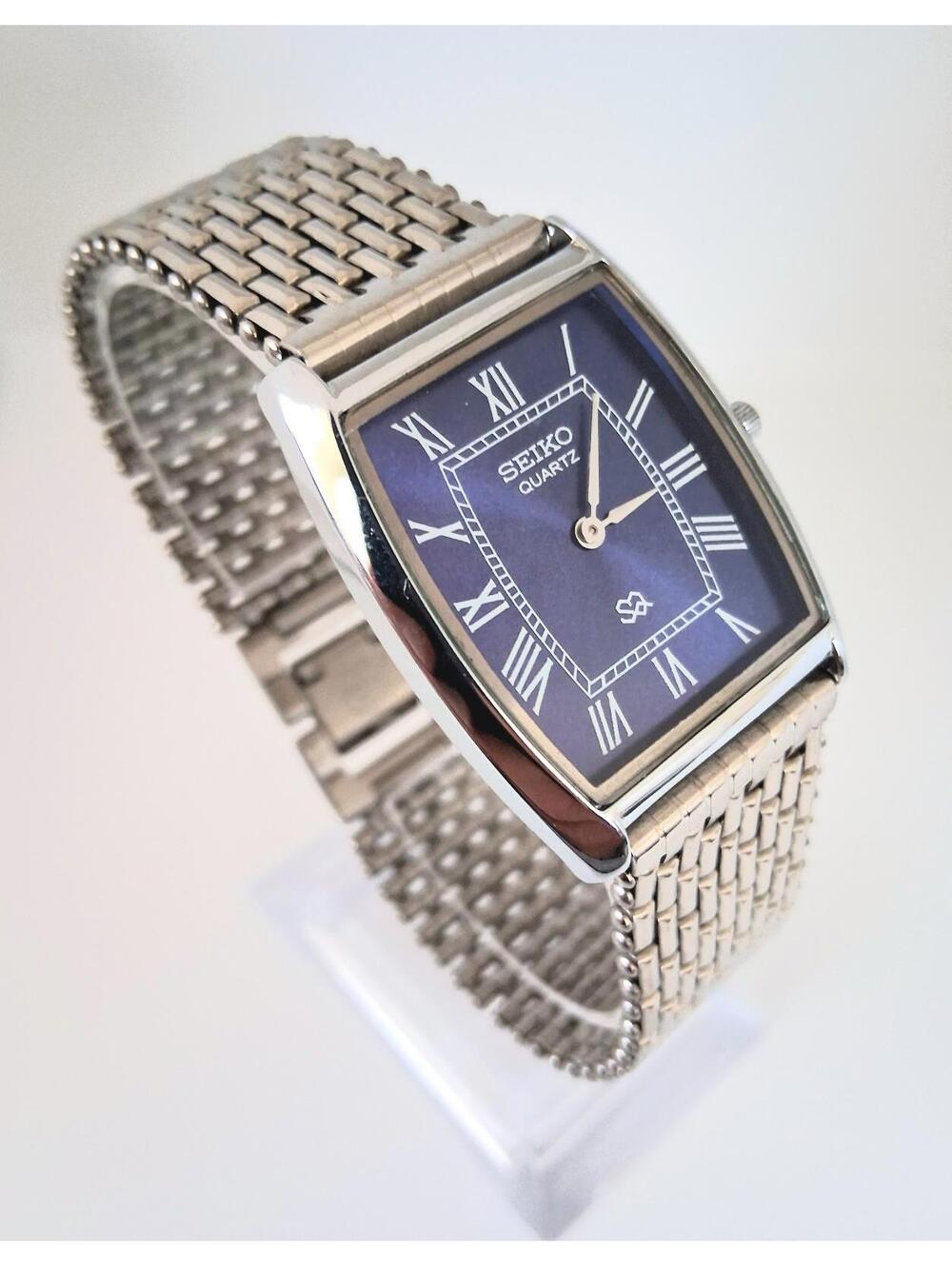 Men's Vintage Seiko Barrel/Tonneau Stainless Steel Tank RARE